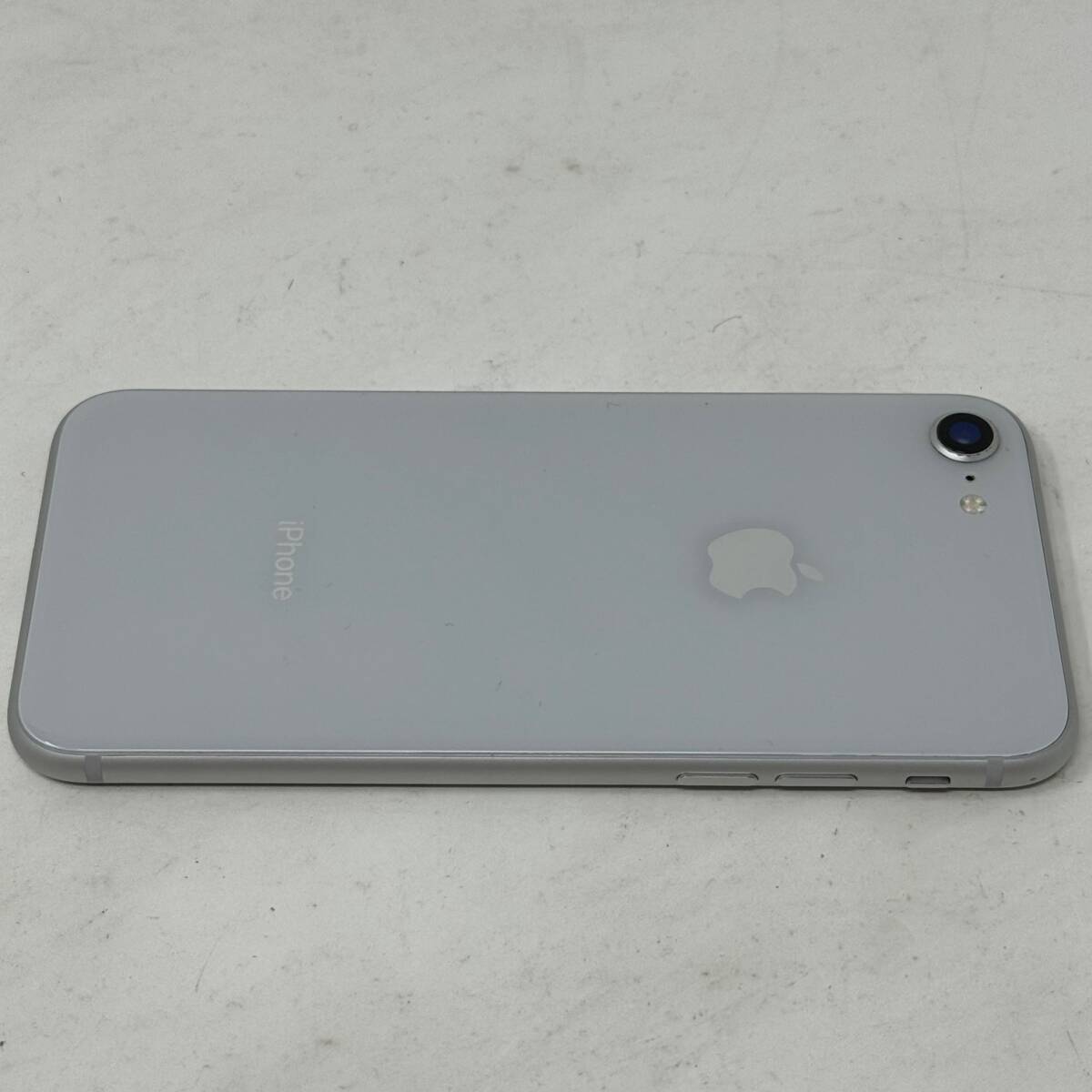 美品 SIMフリー iPhone 8 64GB MQ792J/A シルバー 判定○ SIMロック解除済 Apple アップルの画像9