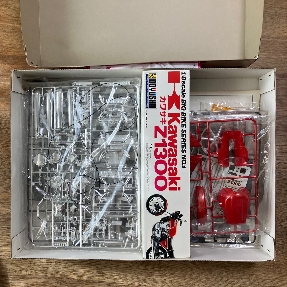  unused not yet constructed DOYUSHA 1/8 Kawasaki Z1300.. company Kawasaki old car big bike series bike plastic model rare 