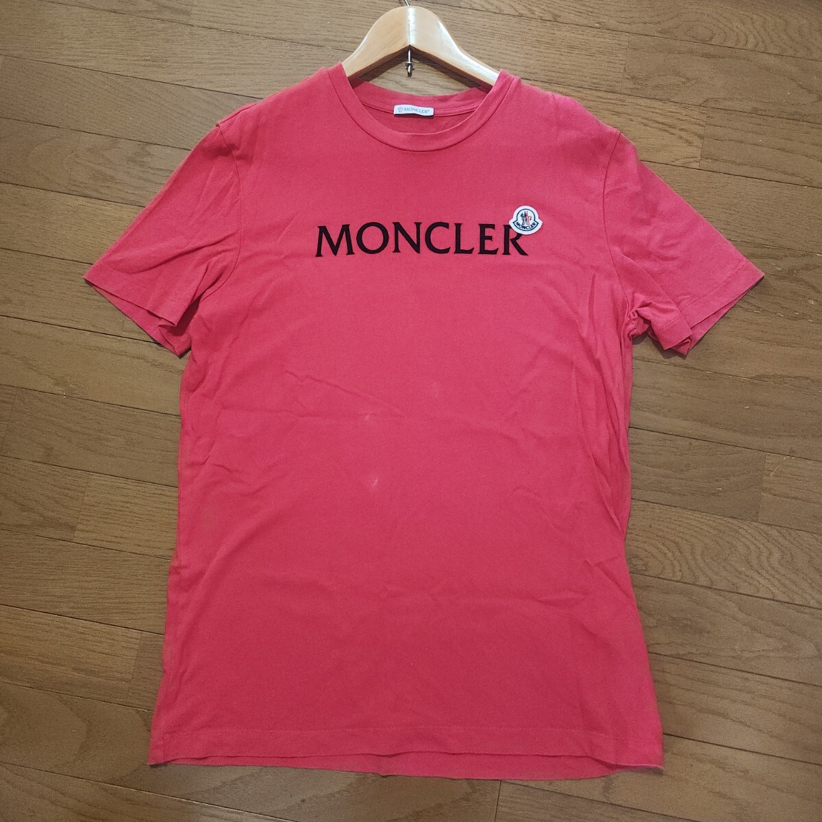 美品 MONCLER 半袖Tシャツ ビックロゴ ワッペン 大人気の商品の画像2