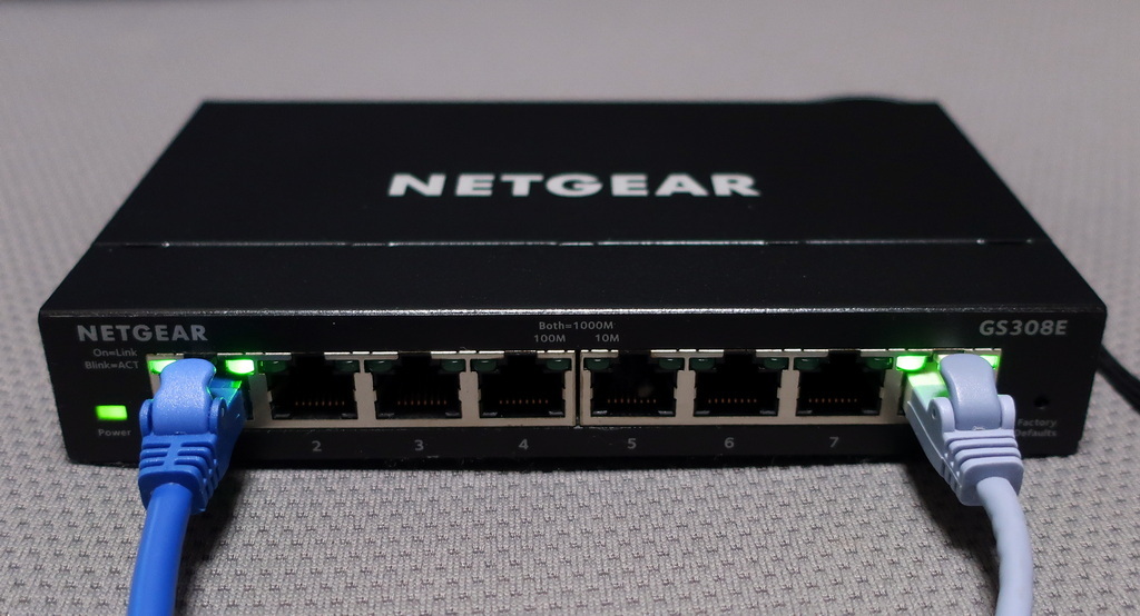ギガビット 8ポート スイッチングハブ 2台 NETGEAR GS308E ×2 中古の画像3