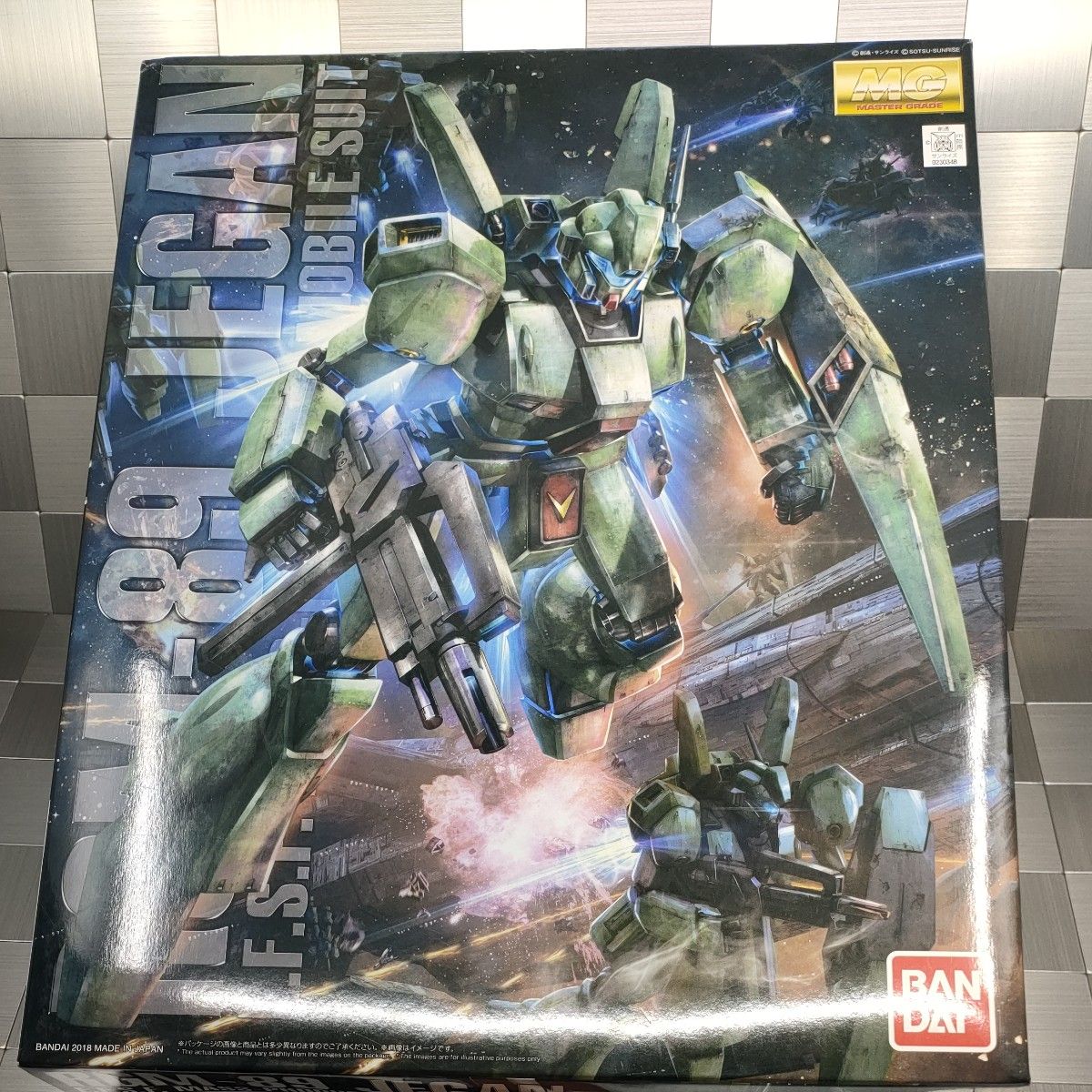 素組み　ヤスリ跡あり　MG 1/100 ジェガン