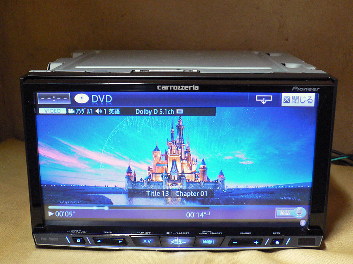 ★★★carrozzeria 最新2023年第二/SSD/地デジ/SD/Bluetooth/CD/DVD AVIC-ZH0099 動作保証 即決送料無料！★の画像4