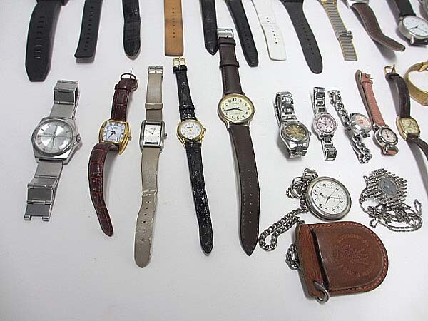 【ジャンク品】腕時計まとめ売り CASIO SEIKO ORIENT 等 その他計50本以上の画像7