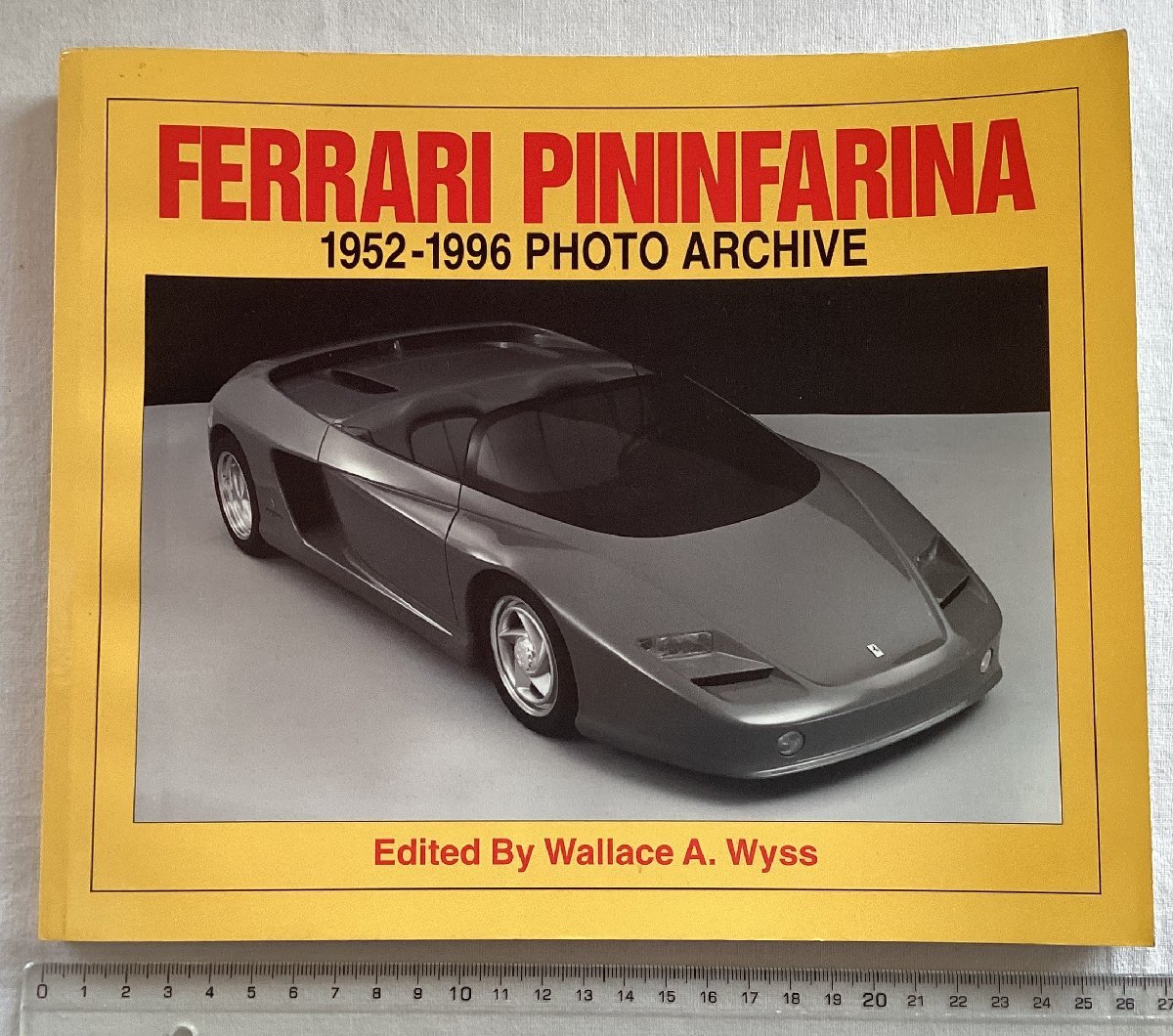 ★[A61429・特価洋書 FERRARI PININFARINA ] 1952-1996 PHOTO ARCHIVE. ★の画像1