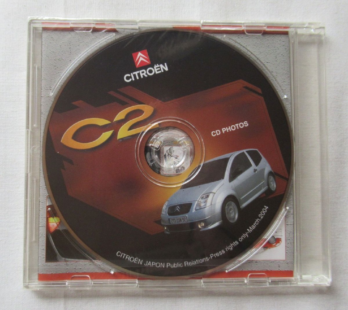 *[A60201* Citroen C2 Press Release ] 2004 год 3 месяц 18 день CITROEN нераспечатанный PHOTO CD имеется. специальный папка - ввод. *