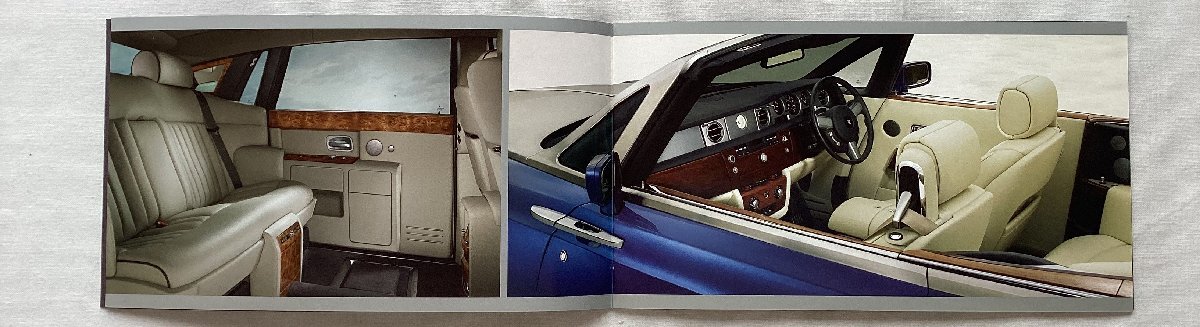 ★[A60255・ロールス・ロイス ファントム、ゴースト 日本語カタログ+価格表 ] The Rolls-Royce Phantom, Ghost .専用フォルダー入り ★の画像4