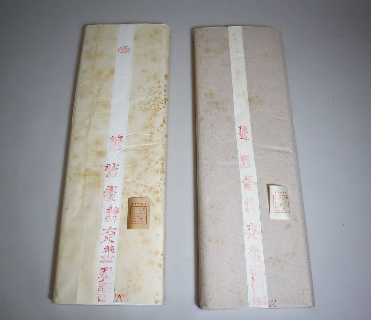 中国紙 紅星牌2反組 六尺(97×180) 単宣 各100枚 1988年 カード有の画像1