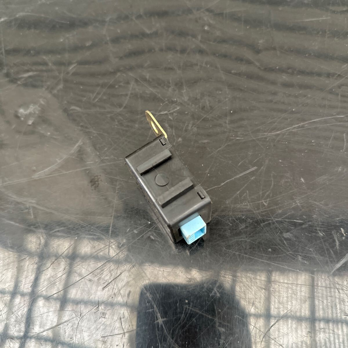 item_image_3