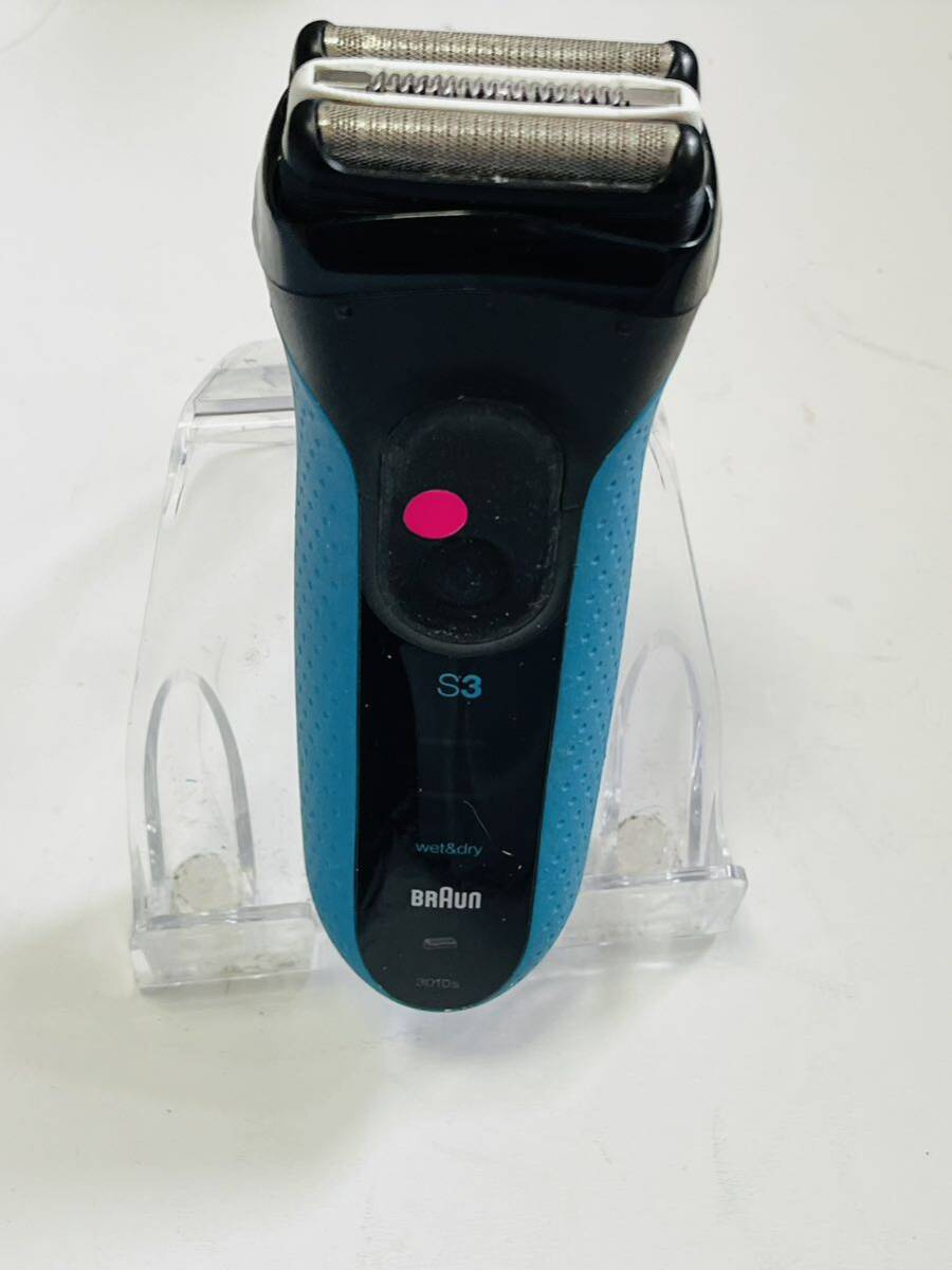 BRAUN ブラウン　電気シェーバー　S3 3010s 稼動品_画像2