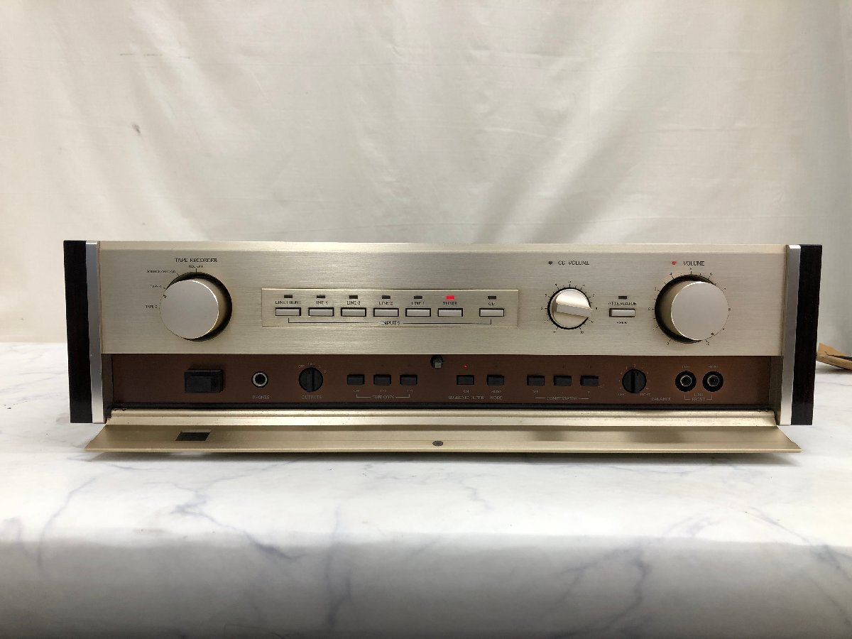 Y1419 中古品 オーディオ機器 プリアンプ Accuphase アキュフェーズ C-202の画像3