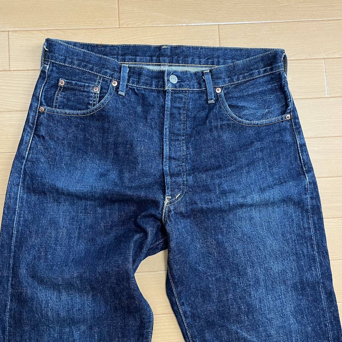 リーバイス　503B W36 BIGE 赤耳 Levi's ジーンズ デニム 日本製_画像2