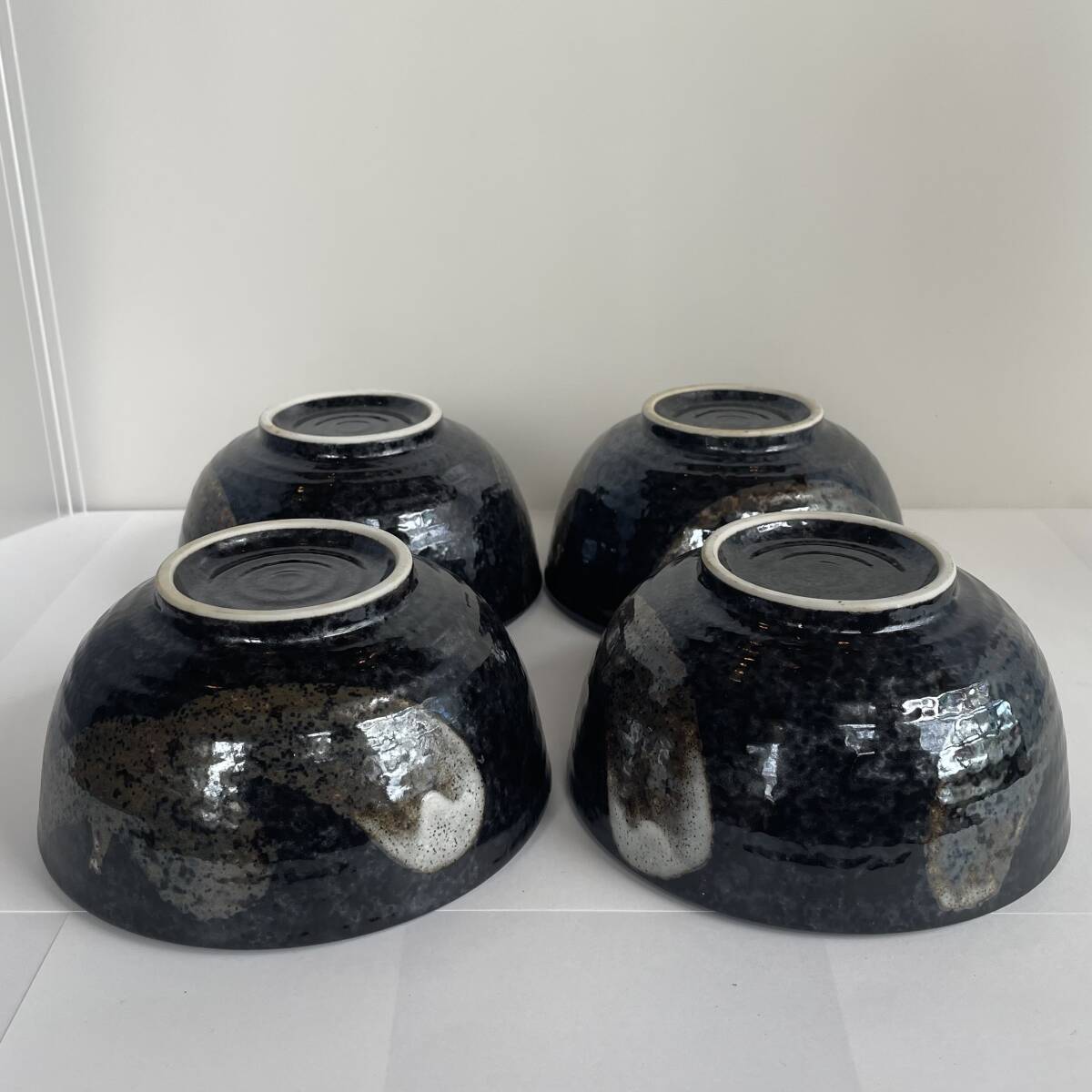 黒 陶器 丼 どんぶり 鉢 中鉢 茶碗 厚手 4客 未使用 美品_画像7