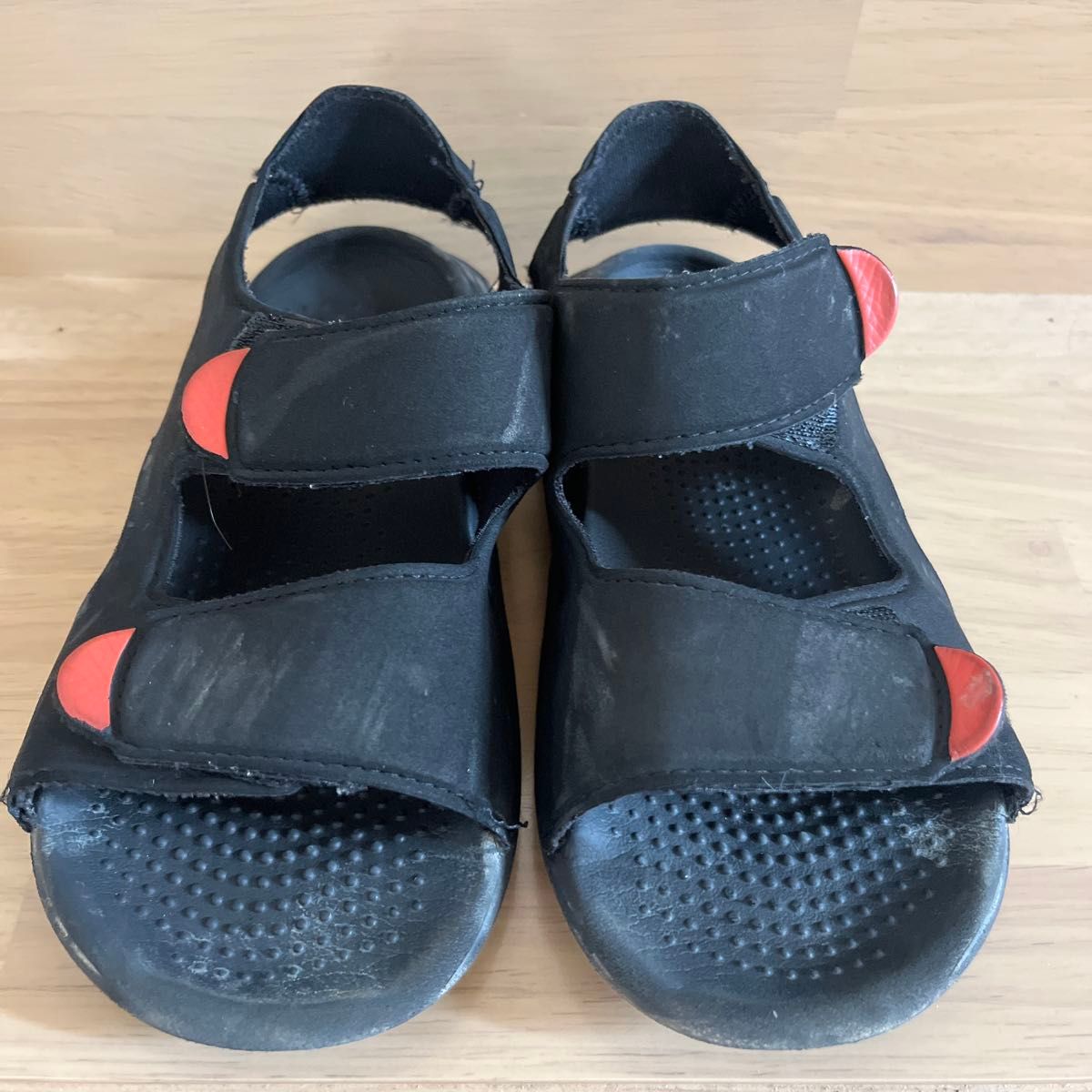 中古品　adidas アディダス　キッズ　サンダル 黒