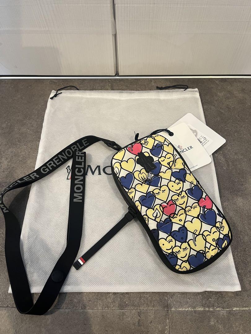 極美品 希少 MONCLER PHONE CASE TG UNI スマホケース_画像1