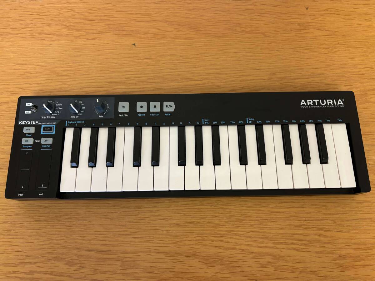 ARTURIA KEYSTEP シーケンサー機能搭載 キーボード・コントローラー（限定カラー：ブラック）_画像2