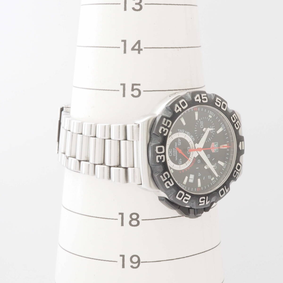 タグ・ホイヤー フォーミュラ1 クロノグラフ CAH1110 TAG HEUER FORMULA1 デイト SS クォーツ 黒文字盤 メンズ 男性 腕時計[EEP3434-AN5の画像4