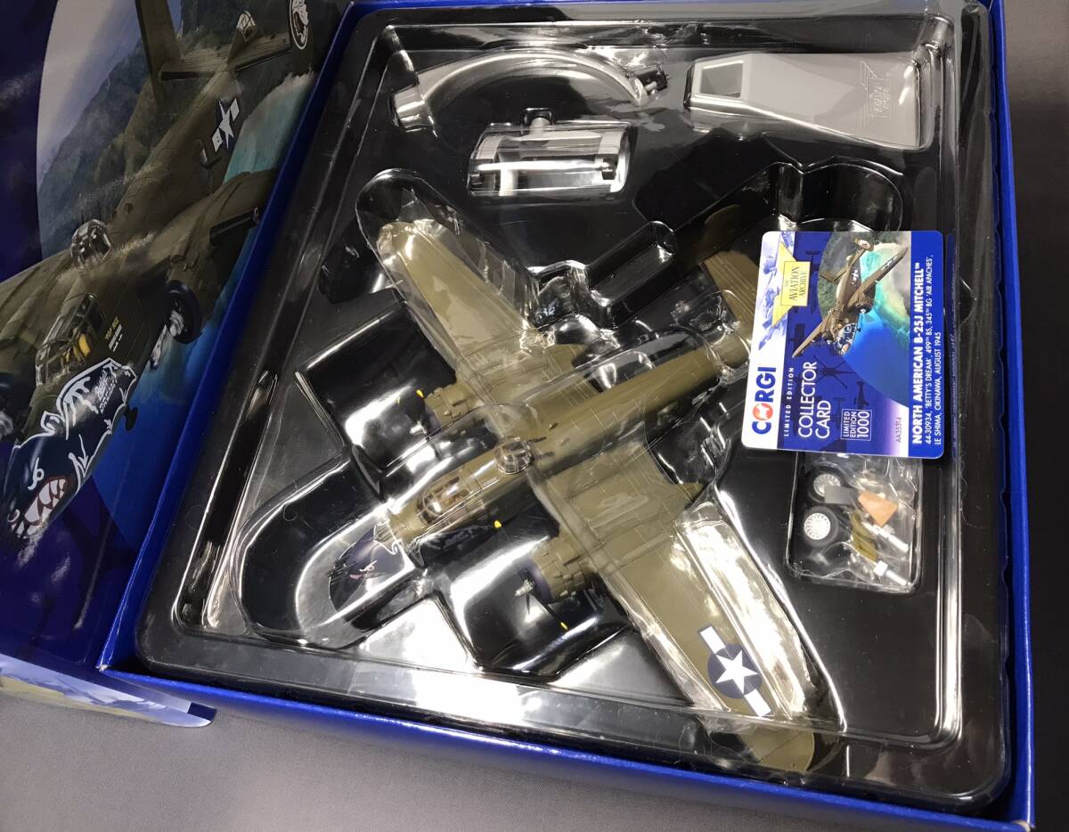 7820円 CORGI 1/72 ノースアメリカン B-25J ミッチェル `Betty`s 7820円 CORGI 1/72 ノースアメリカン B-25J ミッチェル `Betty`s