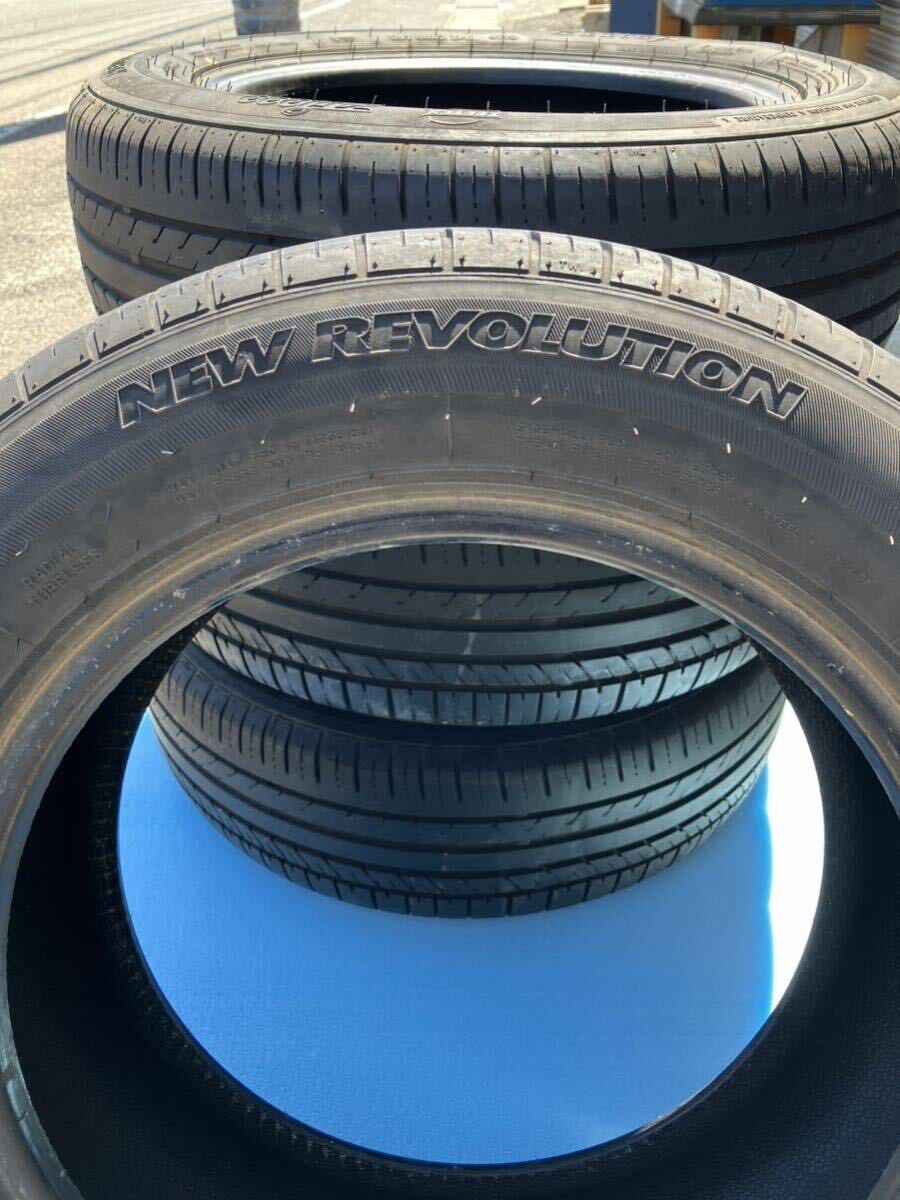 NEW REVOLUTION 185/65 R15 88H 中古タイヤ 4本セットの画像2