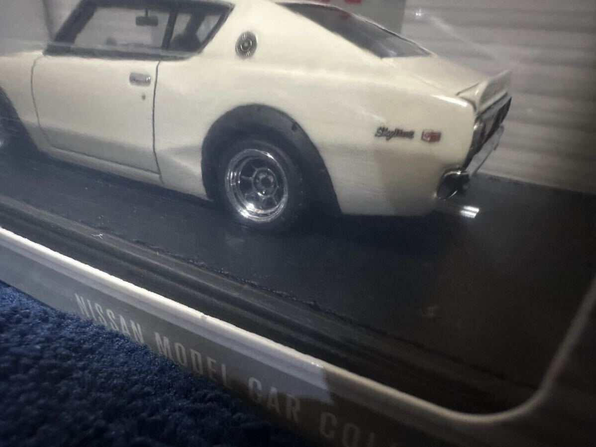 1円スタート！！日産純正　希少　Nissan Skyline 2000 GT-R (KPGC110 White)イグニッションモデル 絶版 ミニカー ignition model ケンメリ_画像4