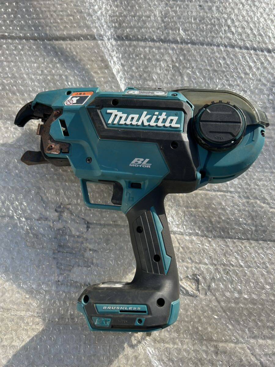 2) ジャンク品　makita 鉄筋結束機 TR180D 14.4/18v 不動品_画像1