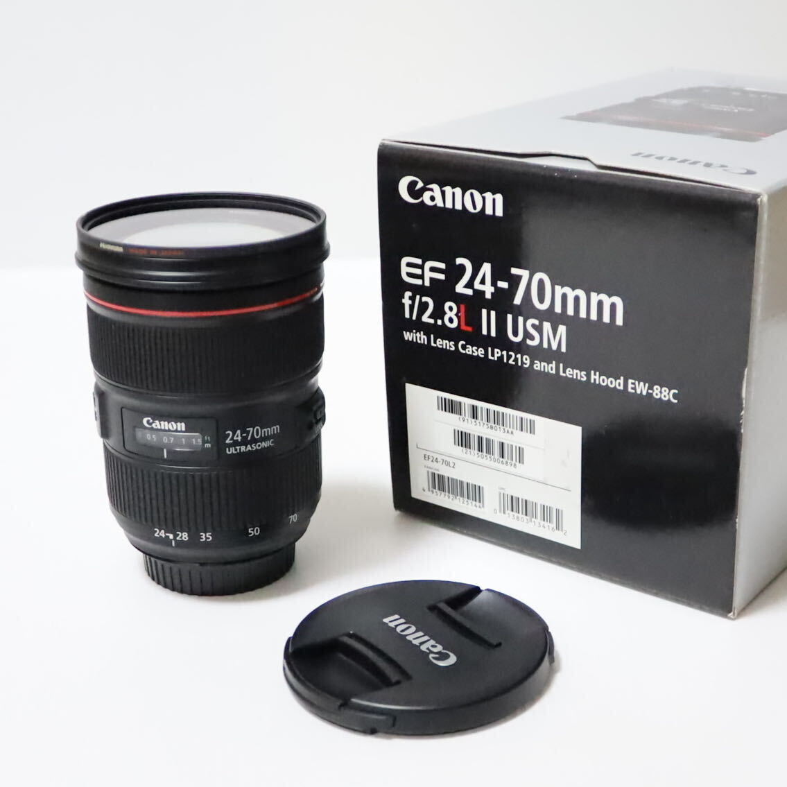 極美品 Canon(キヤノン) EF24-70mm f/2.8L II USMの画像1