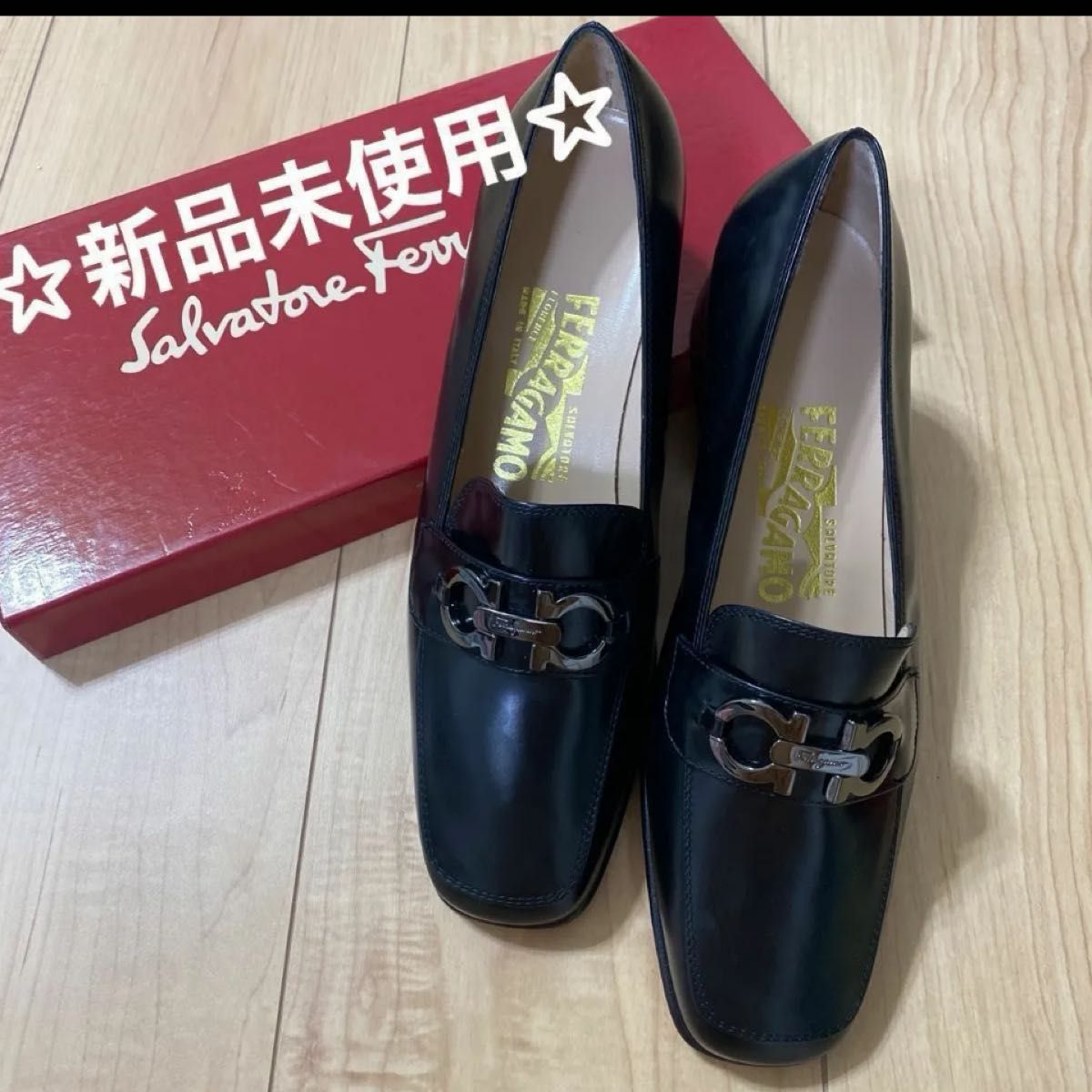 未使用•最終出品)百貨店購入•黒レザー•フェラガモブーツ•サイズ 未使用•最終出品)百貨店購入•黒レザー•フェラガモブーツ•サイズ