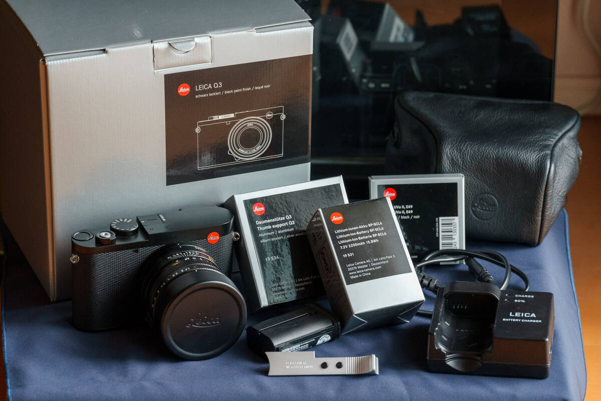 Yahoo!オークション - 【美品】ライカ(Leica)Q3(付属品完備 Yahoo!オークション - 【美品】ライカ(Leica)Q3(付属品完備