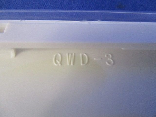 Jワイドスリム コンセントプレート3連用(10枚入)(ピュアホワイト)(新品未開封) QWD-3の画像2