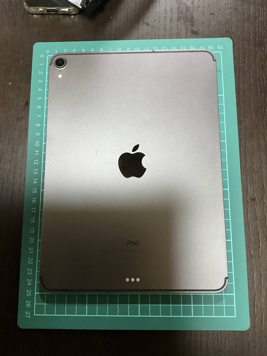 ジャンク iPad Pro 11インチ 第1世代 64GB Cellularモデルの画像4