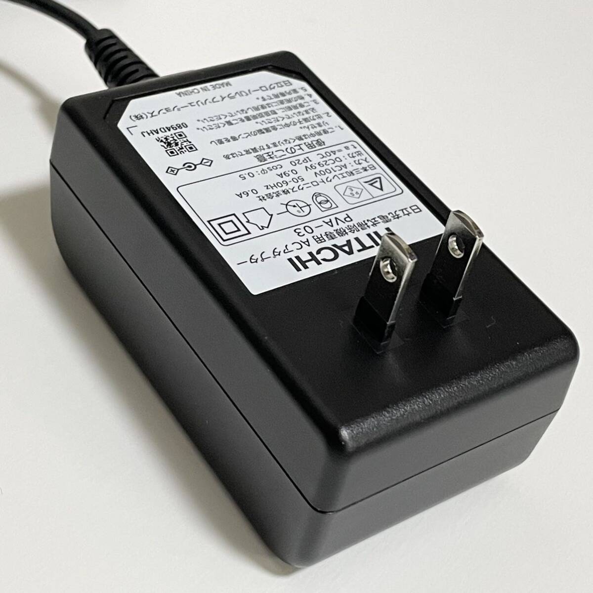 HITACHI PVA-03 日立充電式掃除機専用ACアダプター 29.9V 0.9A (PV-BH900H-024/ACアダプタクミ/スティッククリーナー)_画像3