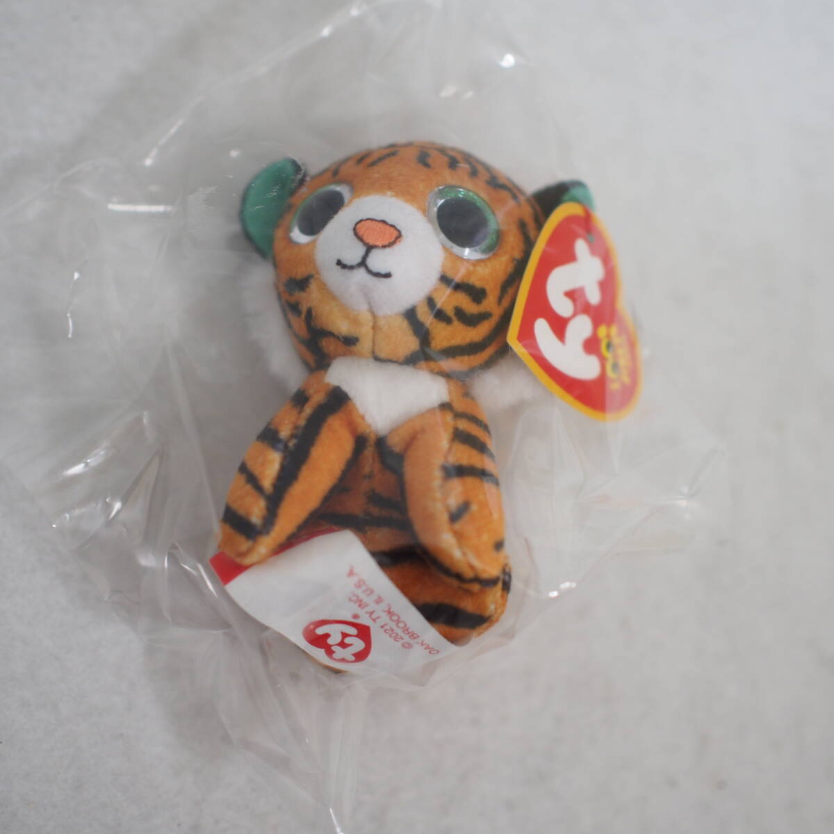  McDonald's happy set TIGGS tiger ... throat ...ty BEANIE soft toy control number 445-17