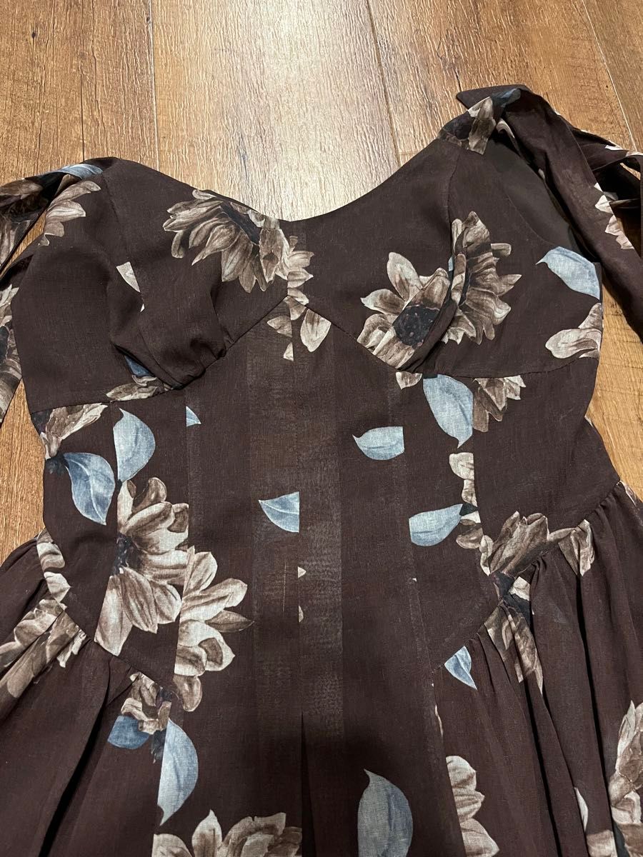 herlipto Sunflower Dress espresso ひまわり M herlipto Sunflower Printed Midi Dress ひまわりワンピース
