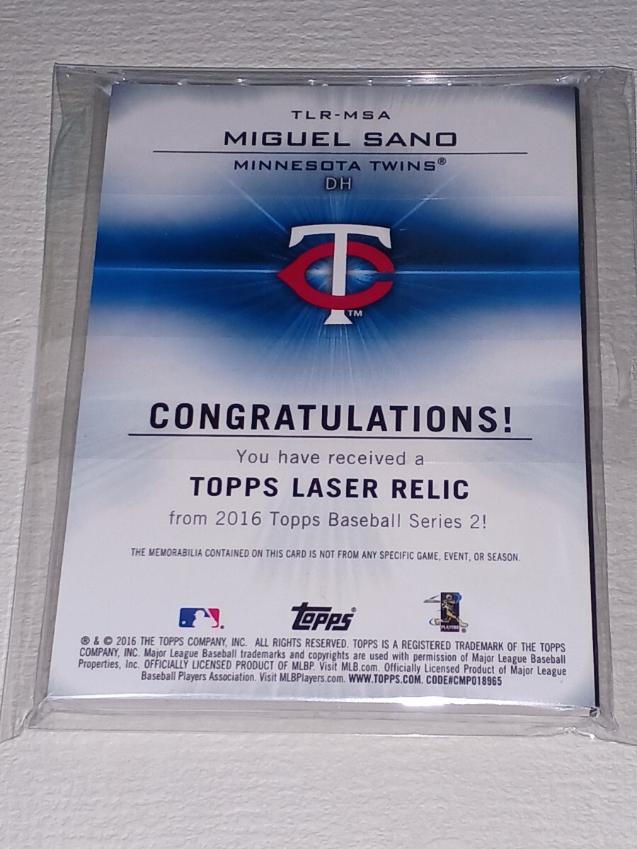 2016 Topps Laser Relic Miguel Sano Game-used Memorabilia パッチカード 99枚限定 現 エンゼルス ミゲル・サノー ブックレット型の画像3