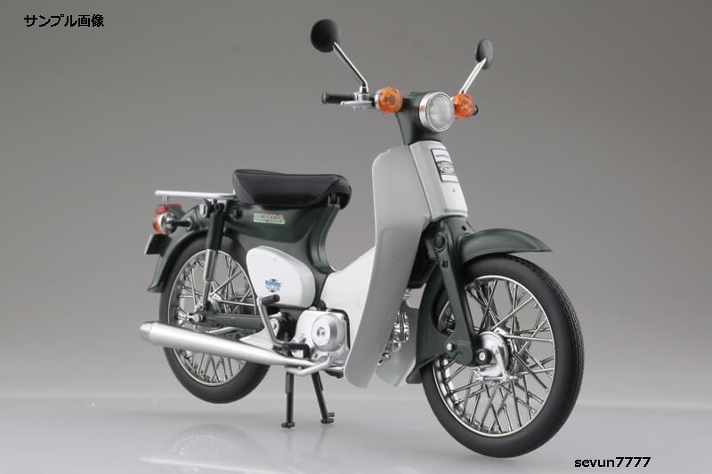 アオシマ　1/12スケール　完成品バイク　Hondaスーパーカブ50グリーン　AOSHIMA 1/12 Honda Super Cub 50 green（未使用・保管品）_完成品バイク