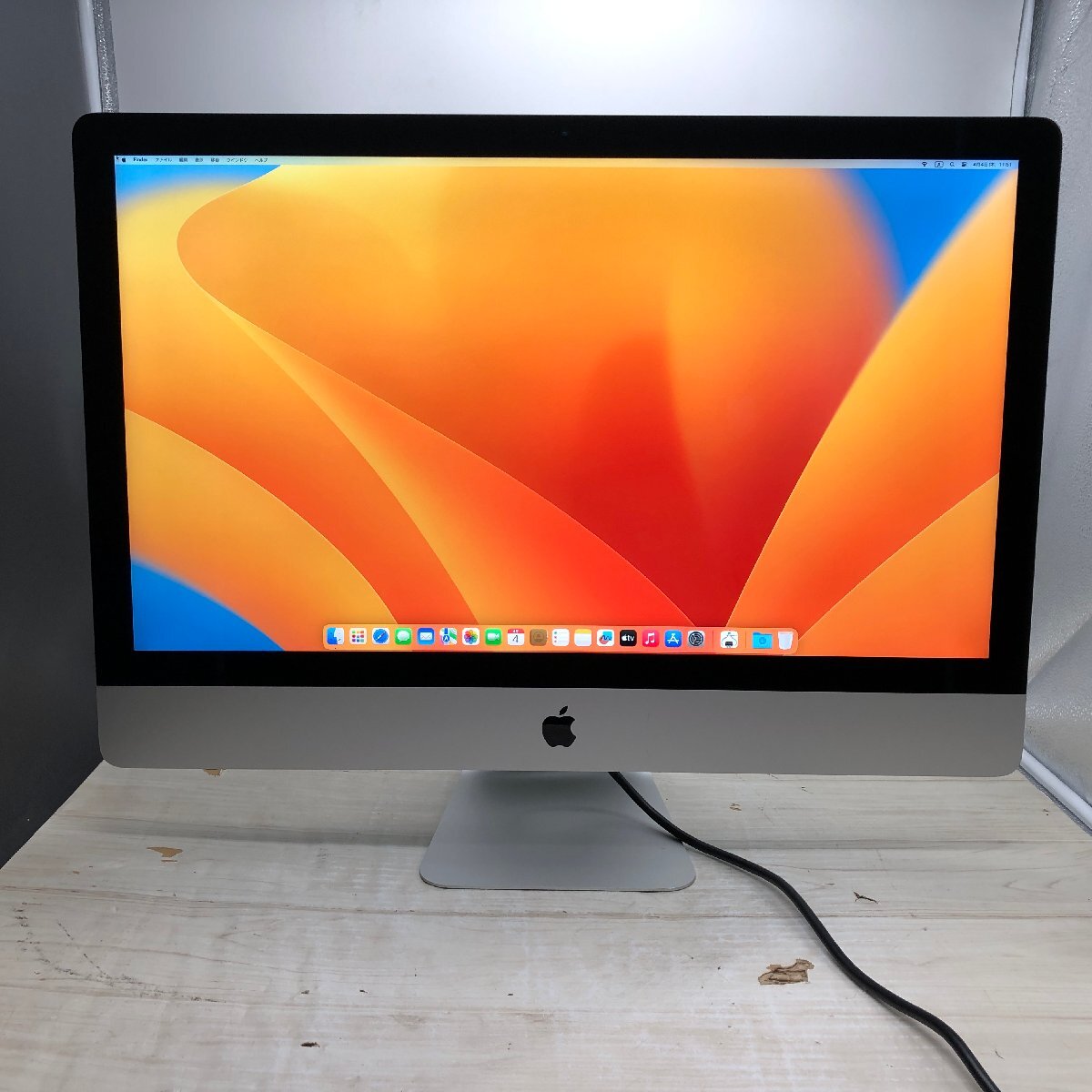 Apple iMac Retina 5K 27-inch 2017 Core i7 4.20GHz/16GB/28GB(NVMe)/1TB 〔0404D04〕の画像1