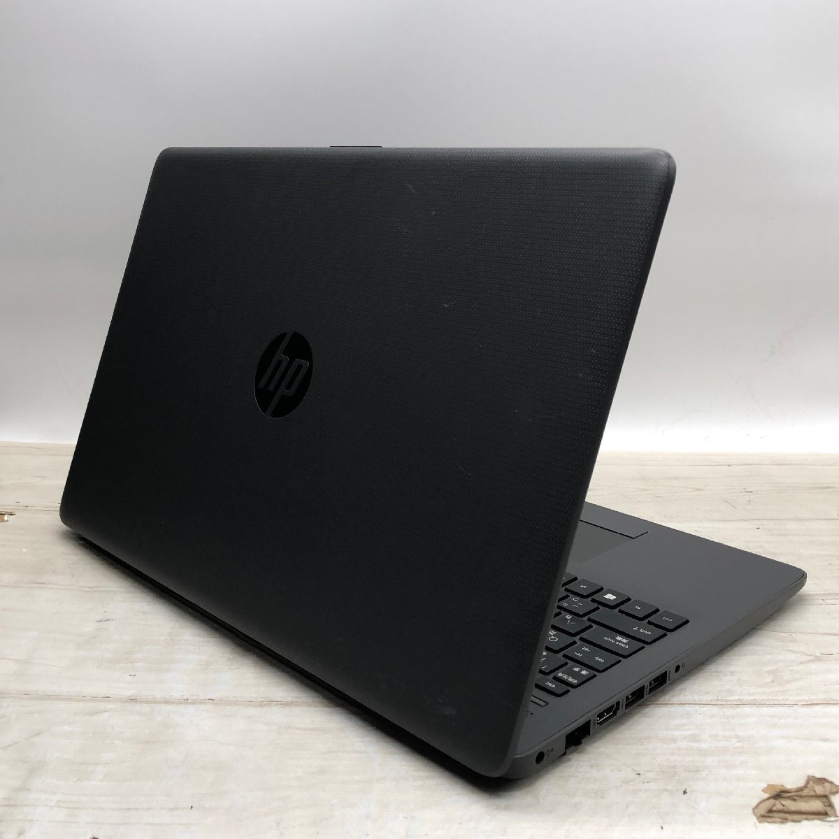 Hewlett-Packard HP 250 G7 Core i5 8265U 1.60GHz/8GB/256GB(NVMe) 〔A0320〕