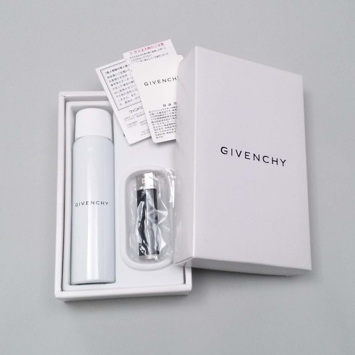 1円【要修理】ジバンシィ ジャンク 現状販売 電子ライター GIVENCHY 着火しません 箱 ガスレフィル ap8941【一円スタート】の画像2