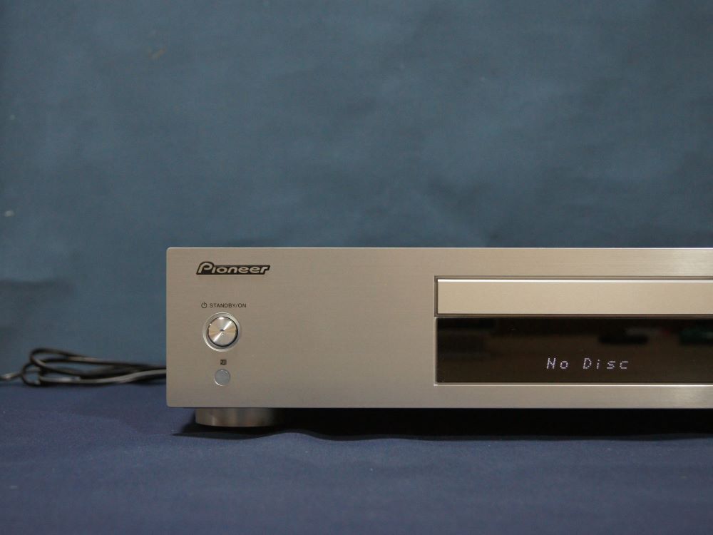 パイオニア　コンパクトディスクプレーヤー シルバー　PD-10AE　動作品・取扱い説明書・専用リモコン付属_画像3