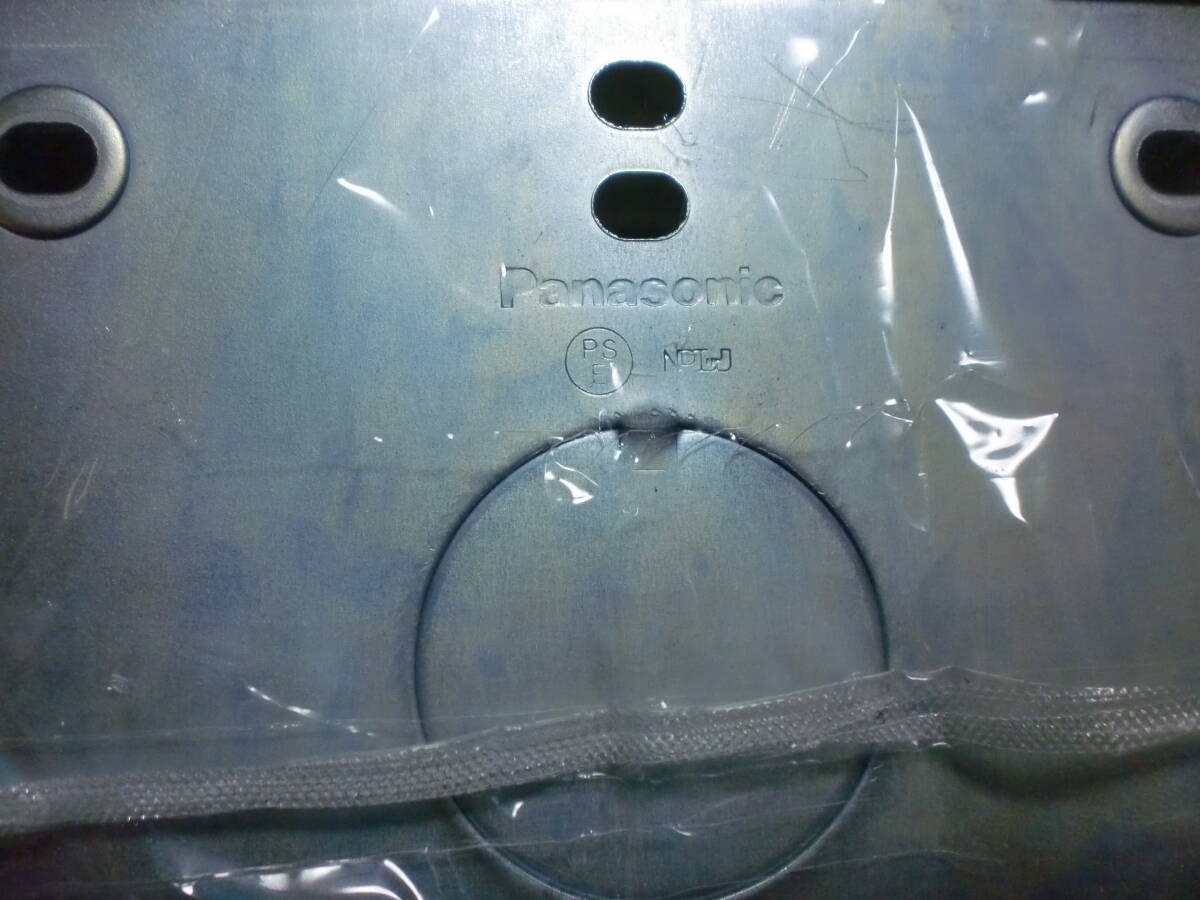 Panasonic パナソニック　２個用スイッチボックス　片側２個ノック　DZB292W 未使用_画像5