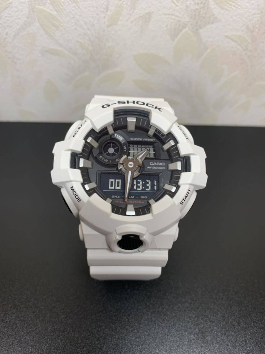 カシオG-SHOCK GA-700 5522 ホワイト_画像1