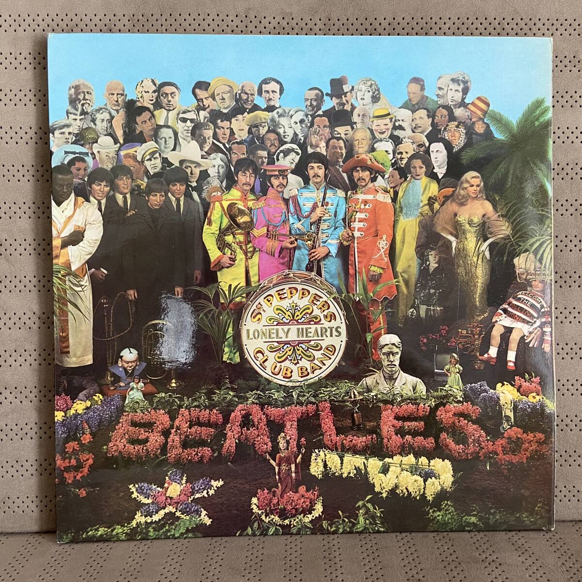 UK Mono 初期スタンパー 3R・超美盤 ● ワイドスパイン極美 - SGT PEPPERS / Beatles / サージェントペパーズ・ビートルズの画像2