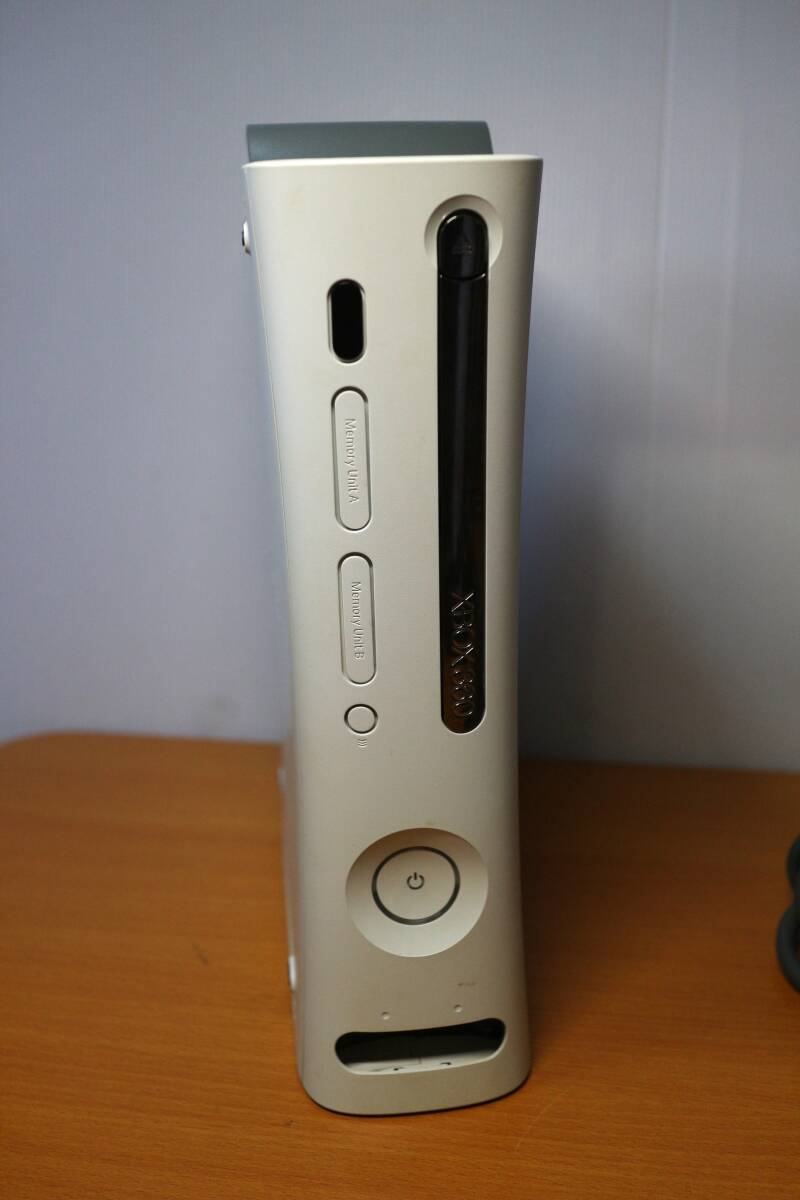 Xbox360 CONSOLE 本体/コントローラー/電源/メモリーユニット  の画像2