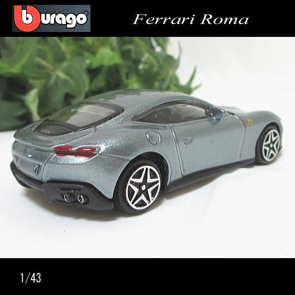 1/43フェラーリ/ローマ/(シルバーグレー)/Ferrari Roma/ブラゴ/BURAGO/ダイキャストミニカー_画像4