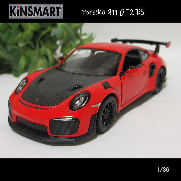 1/36ポルシェ911/GT2 RS(レッド)/KINSMART/ダイキャストミニカー_画像1