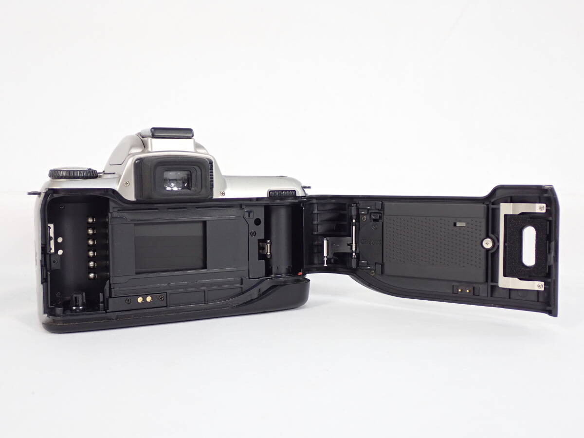 NIKON ニコン U 28-80mm 1:3.3-5.6 G 70-300mm 1:4-5.6 フィルム カメラ レンズ フィルター フード キャップ ケース_画像5
