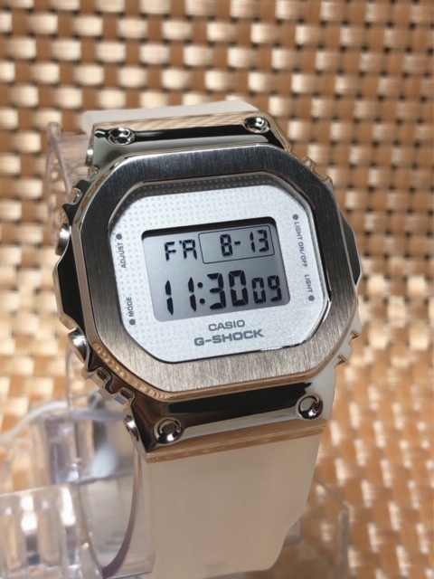 新品 CASIO カシオ 正規品 G-SHOCK ジーショック Gショック 腕時計 スケルトン デジタル腕時計 多機能腕時計 防水 アウトドア GM-S5600SK-7の画像3