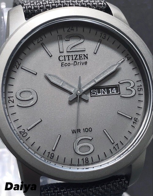 新品 腕時計 正規品 シチズン CITIZEN Eco-Drive エコドライブ 電池交換不要 アナログ カレンダー キャンバスベルト 防水 オールブラックの画像1