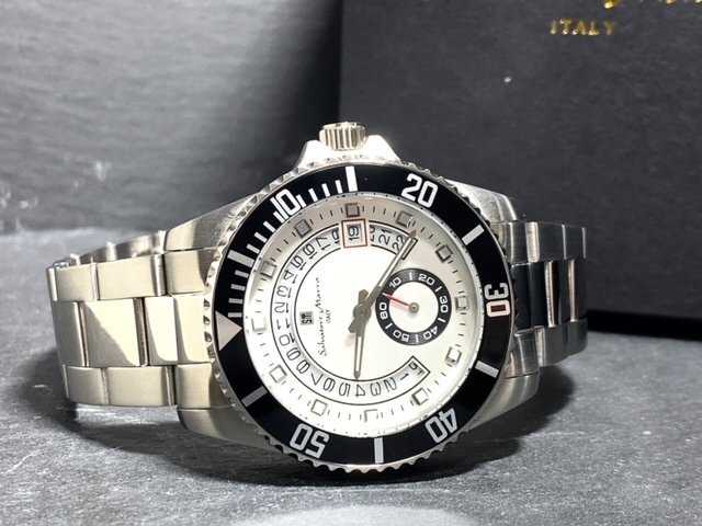 新品 Salvatore Marra サルバトーレマーラ 腕時計 正規品 クオーツ 5気圧防水 カレンダー スモールセコンド ステンレス メンズ プレゼントの画像6