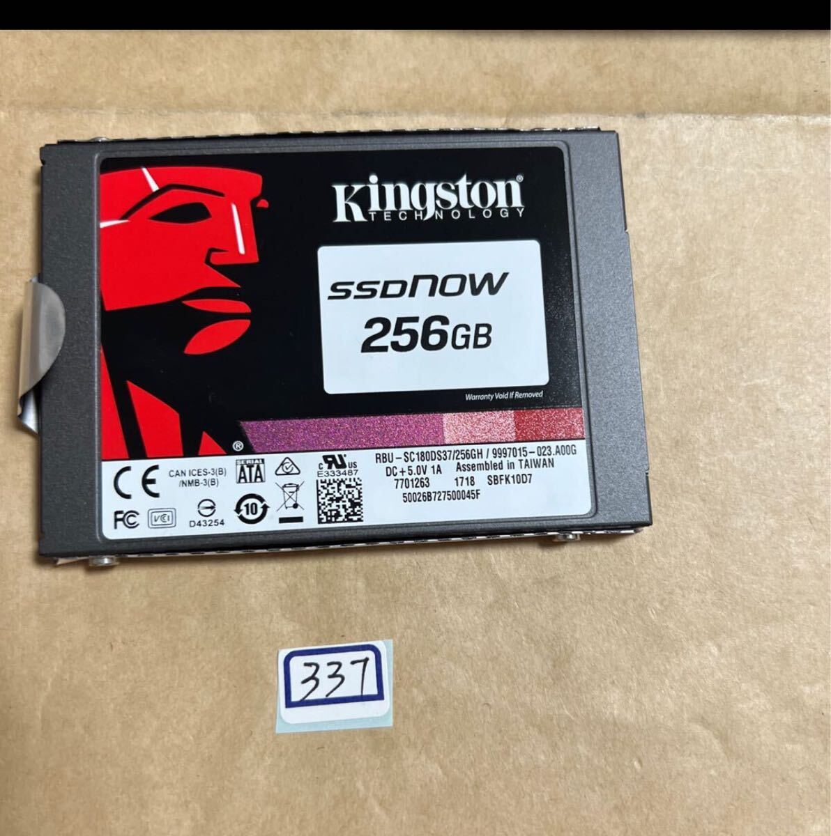 SSD 256GB#337#Kingston RBUSC18DS37256GH 256.0GBの画像1