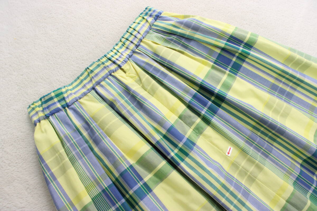 4-706 new goods general merchandise shop commodity waist rubber check pattern skirt regular price Y17,600